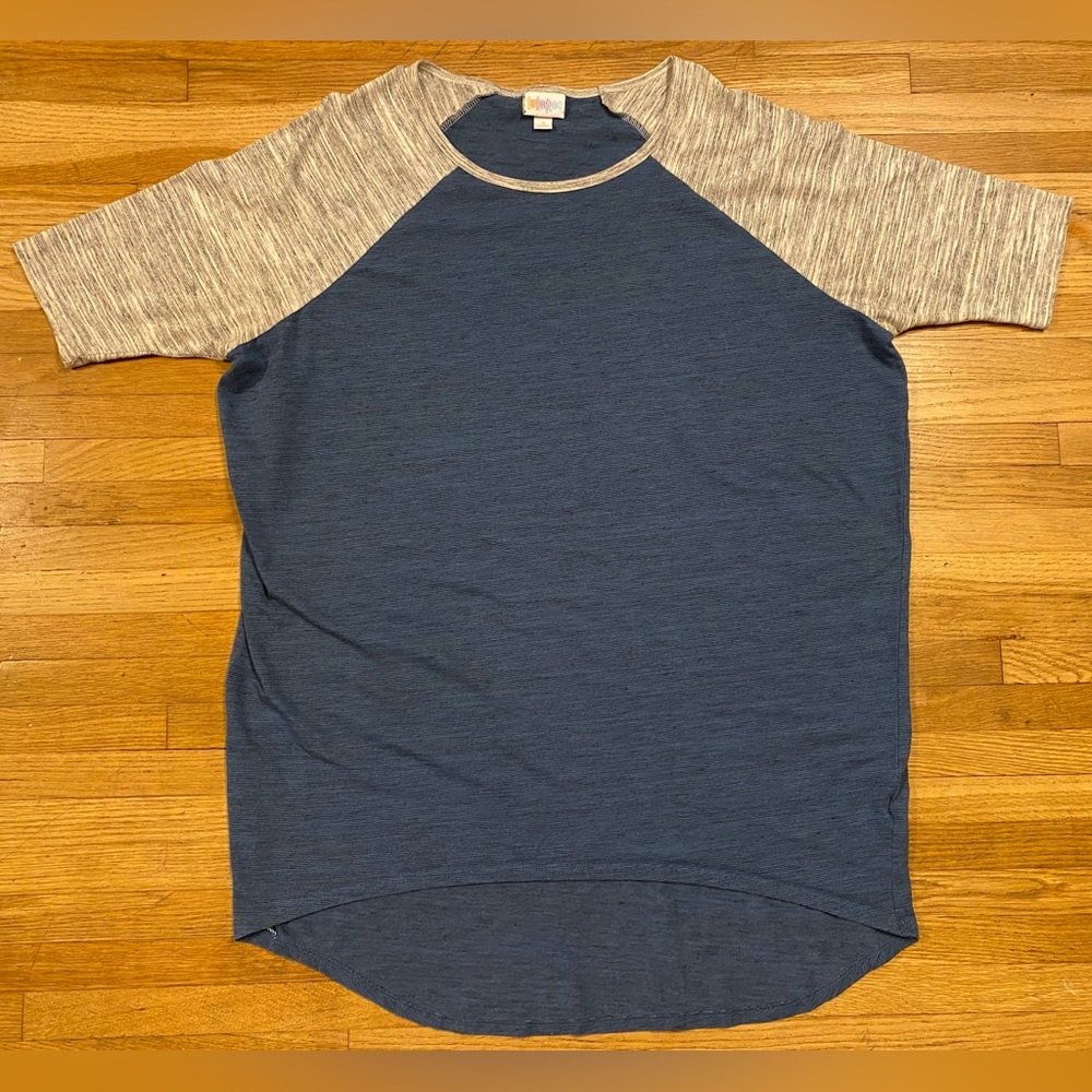 Lularoe shirt
